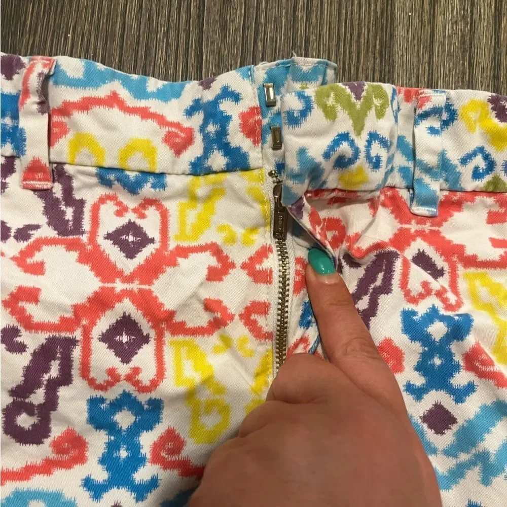 Tommy Hilfiger Chino Shorts Ikat Print Flat Front Cotton Multicolor Size 6